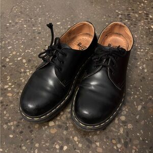 Dr. Martens Black Leather 1461 Women's Oxfords - size 6.5
